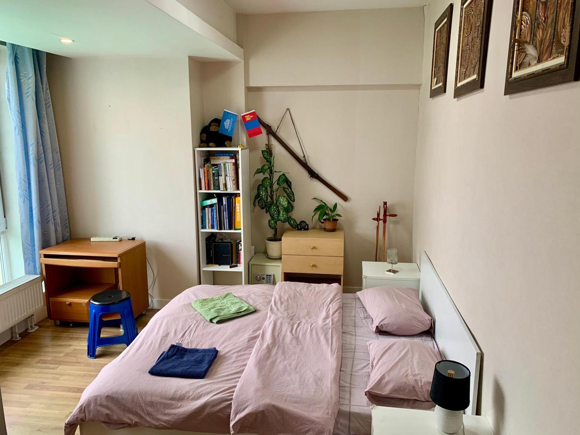 City Center Double Bedroom With Private Bathroom, Shared Kitchen Улан-Батор Экстерьер фото